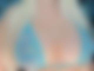 adrianna777's Live Sex Cam Show