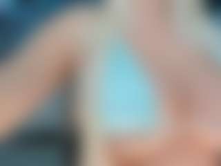 adrianna777's Live Sex Cam Show