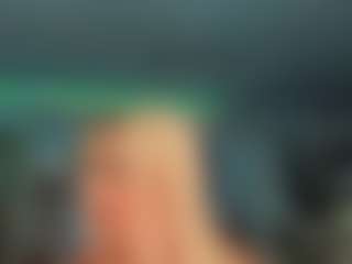 adrianna777's Live Sex Cam Show