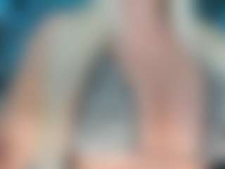 adrianna777's Live Sex Cam Show