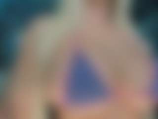 adrianna777's Live Sex Cam Show