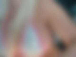 adrianna777's Live Sex Cam Show
