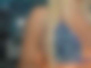 adrianna777's Live Sex Cam Show