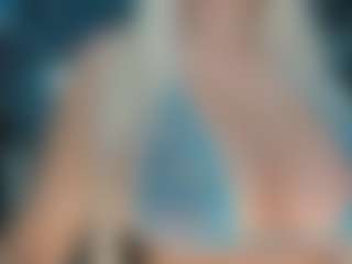 adrianna777's Live Sex Cam Show