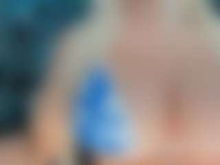 adrianna777's Live Sex Cam Show