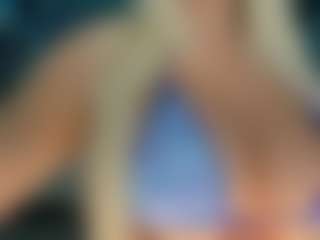 adrianna777's Live Sex Cam Show