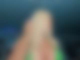 adrianna777's Live Sex Cam Show
