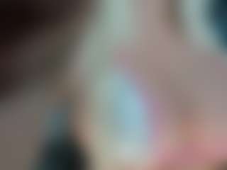 adrianna777's Live Sex Cam Show