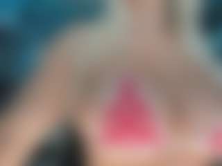 adrianna777's Live Sex Cam Show