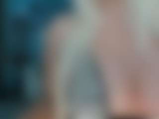 adrianna777's Live Sex Cam Show