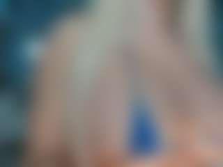 adrianna777's Live Sex Cam Show