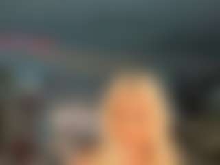 adrianna777's Live Sex Cam Show