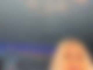 adrianna777's Live Sex Cam Show