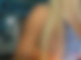 adrianna777's Live Sex Cam Show
