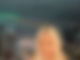 adrianna777's Live Sex Cam Show