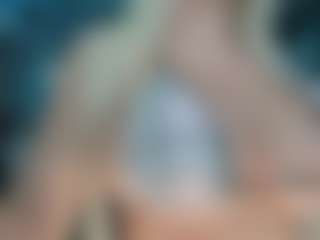 adrianna777's Live Sex Cam Show