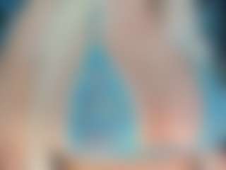 adrianna777's Live Sex Cam Show