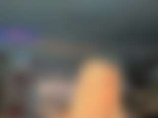adrianna777's Live Sex Cam Show