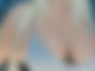 adrianna777's Live Sex Cam Show
