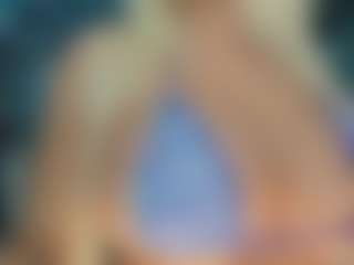 adrianna777's Live Sex Cam Show