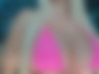 adrianna777's Live Sex Cam Show
