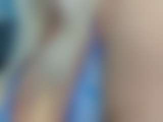 adrianna777's Live Sex Cam Show