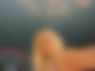 adrianna777's Live Sex Cam Show