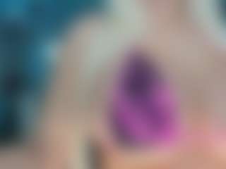 adrianna777's Live Sex Cam Show