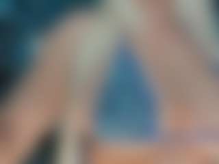 adrianna777's Live Sex Cam Show