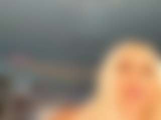 adrianna777's Live Sex Cam Show