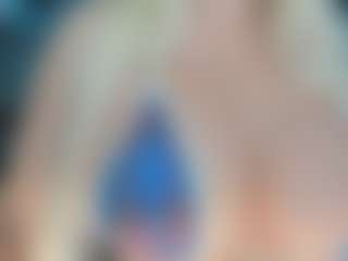 adrianna777's Live Sex Cam Show