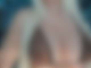 adrianna777's Live Sex Cam Show