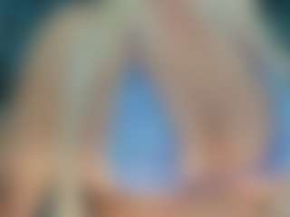 adrianna777's Live Sex Cam Show