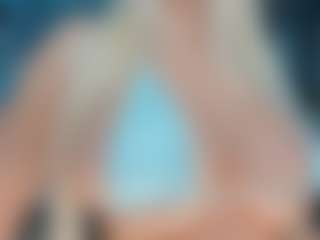 adrianna777's Live Sex Cam Show