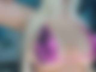 adrianna777's Live Sex Cam Show