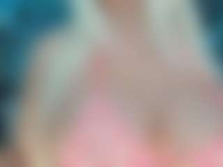 adrianna777's Live Sex Cam Show