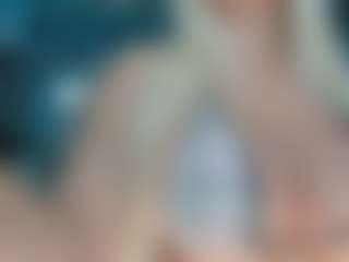 adrianna777's Live Sex Cam Show