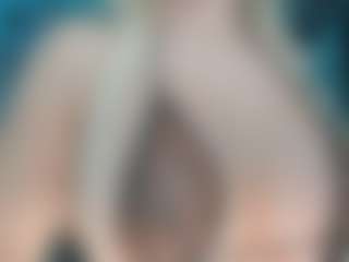 adrianna777's Live Sex Cam Show