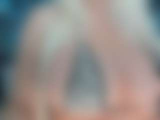 adrianna777's Live Sex Cam Show
