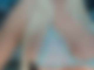 adrianna777's Live Sex Cam Show