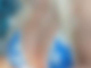 adrianna777's Live Sex Cam Show
