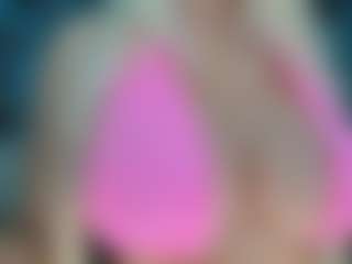 adrianna777's Live Sex Cam Show