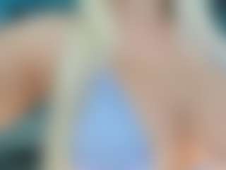 adrianna777's Live Sex Cam Show