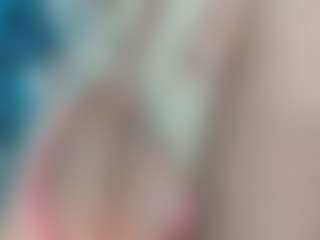 adrianna777's Live Sex Cam Show