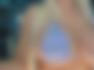 adrianna777's Live Sex Cam Show