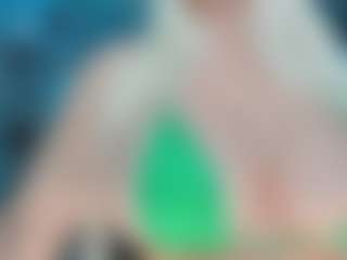 adrianna777's Live Sex Cam Show