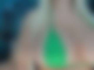 adrianna777's Live Sex Cam Show
