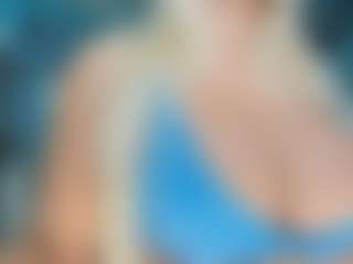 adrianna777's Live Sex Cam Show