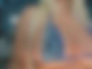 adrianna777's Live Sex Cam Show