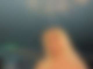 adrianna777's Live Sex Cam Show
